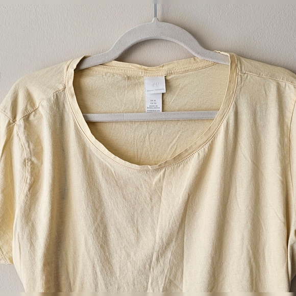 H&M Yellow Basic Tee (XL) - Picture 3 of 3